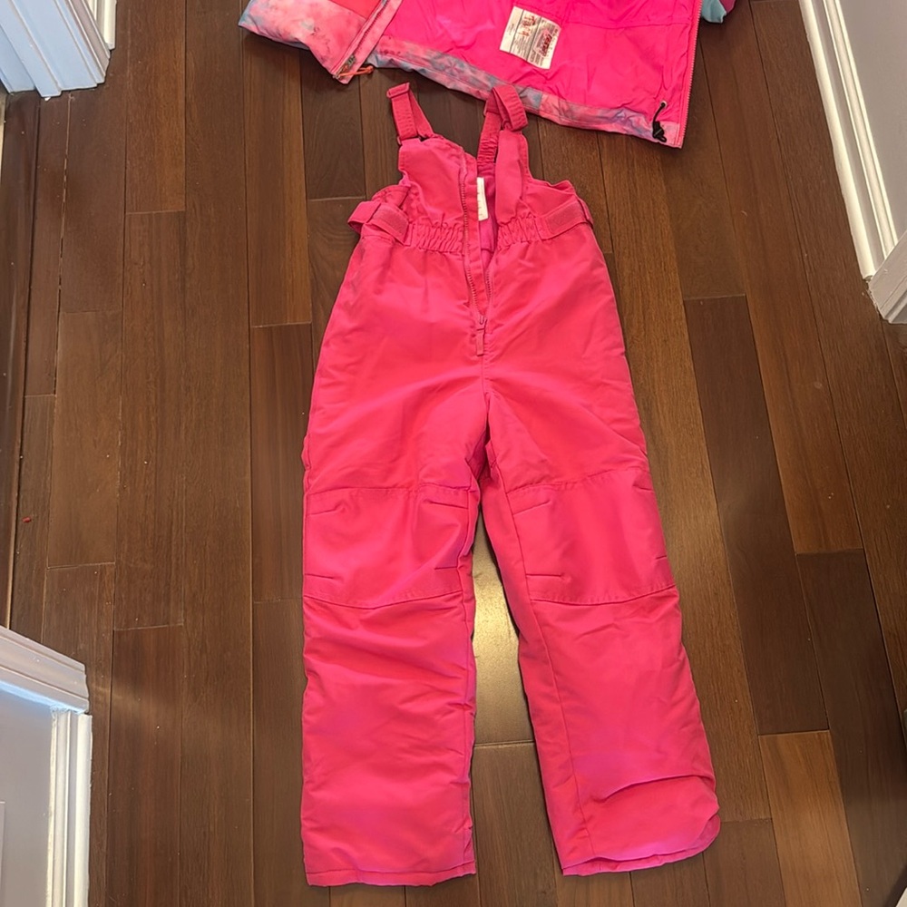 Girls snow bib. Size 7